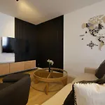 Apartament 3-2-1meins Roentgen *